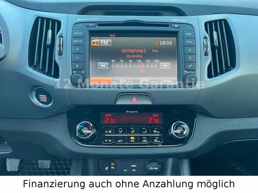 Kia Sportage 2.0 GDI AWD Spirit Panorama-Dach Navi 11/2015-photo-21