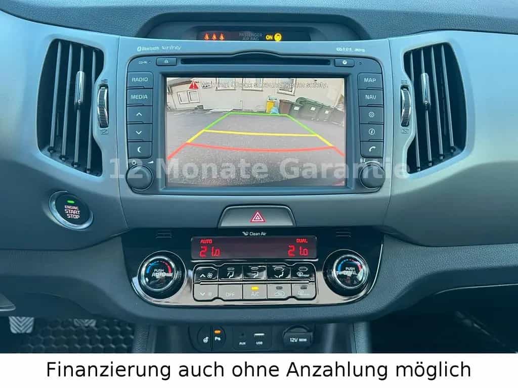 Kia Sportage 2.0 GDI AWD Spirit Panorama-Dach Navi 11/2015-photo-23