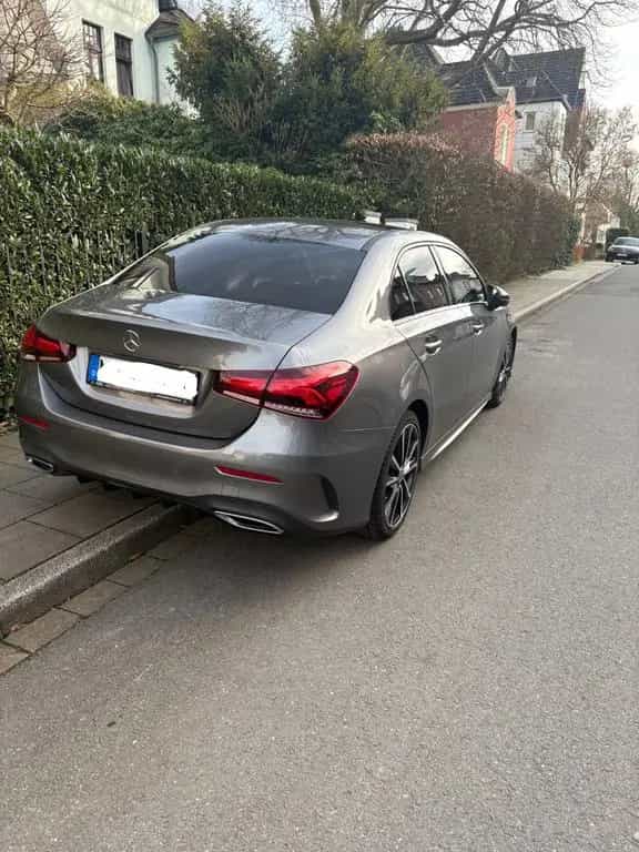 Mercedes-Benz A-Class 250 - AMG Line & Business Paket 06/2020-photo-6