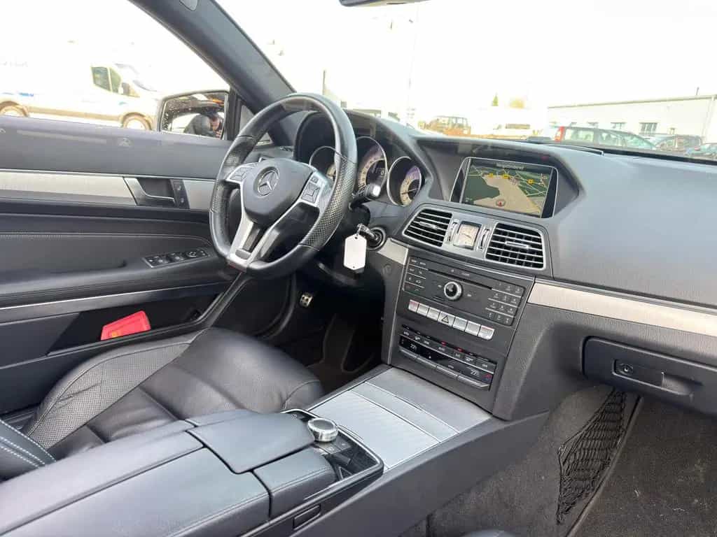 Mercedes-Benz E-Class 200 7-G AMG Sport-Paket PANO Ha&Ka KAMERA ILS 01/2016-photo-14