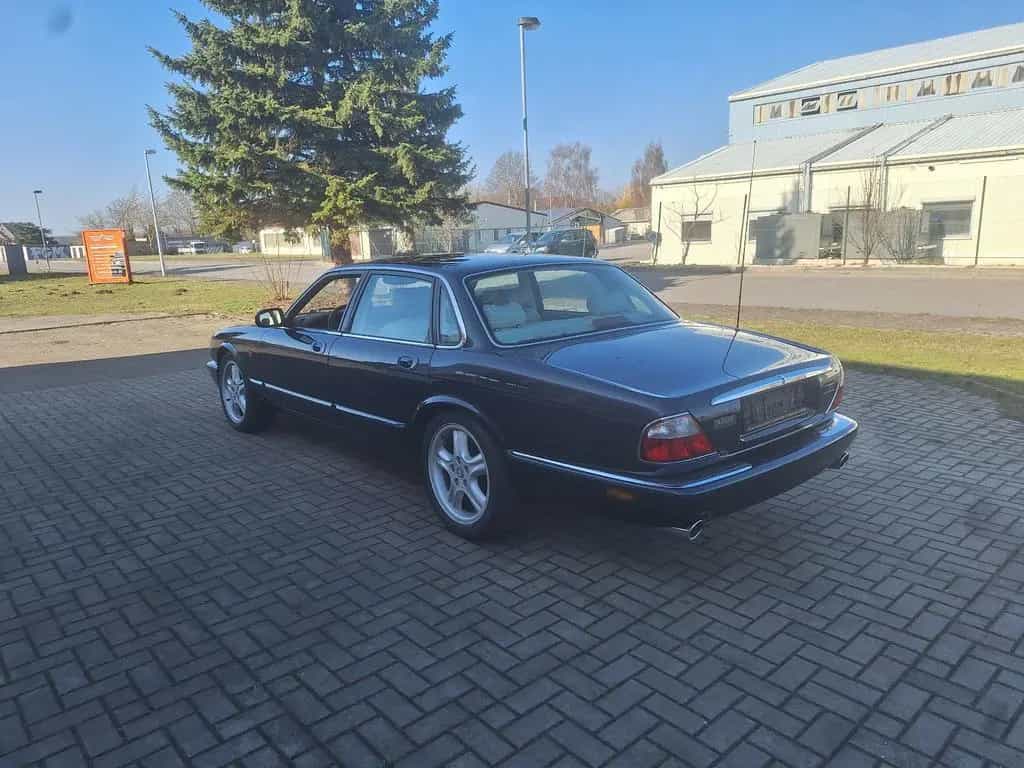 Jaguar XJR 4.0 V8 Kompressor , TÜV neu, guter Zustand 02/1998-photo-5