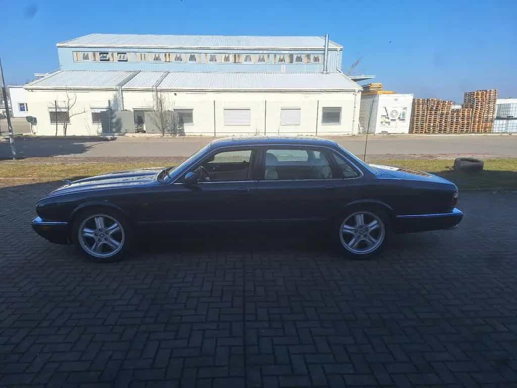 Jaguar XJR 4.0 V8 Kompressor , TÜV neu, guter Zustand 02/1998-photo-6