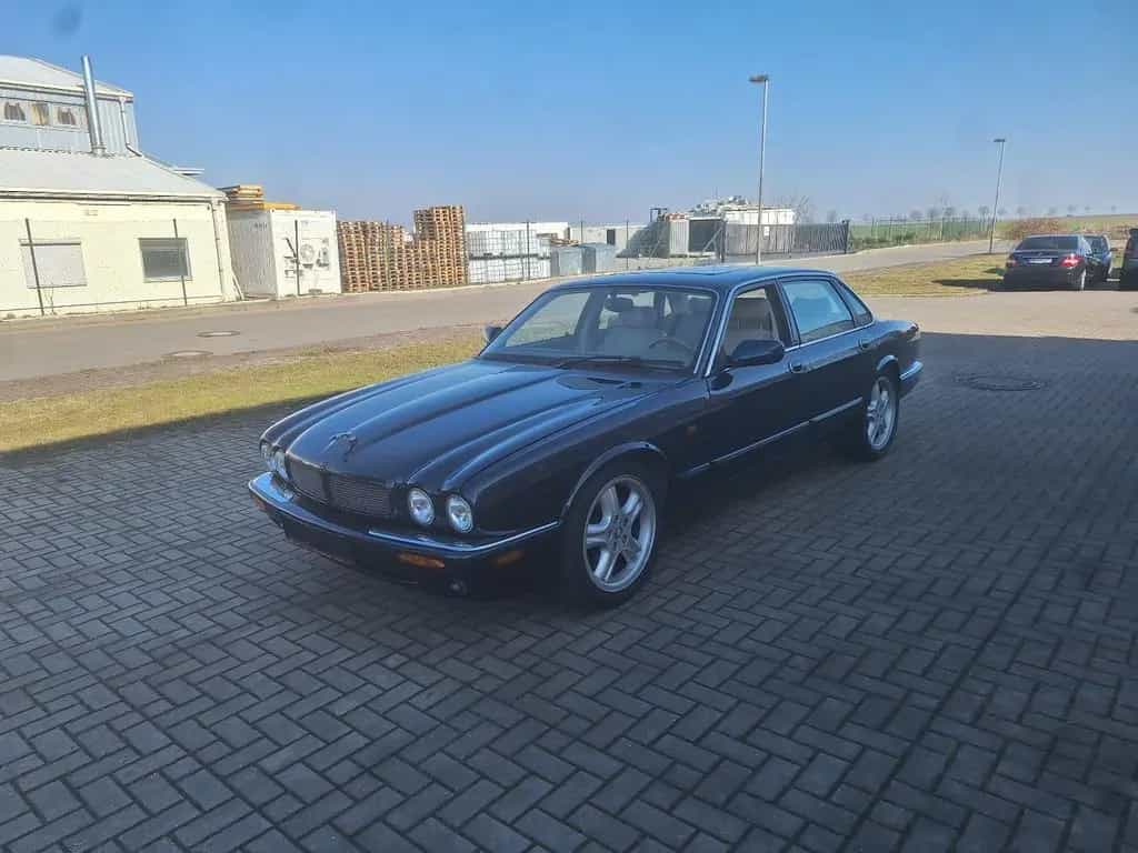 Jaguar XJR 4.0 V8 Kompressor , TÜV neu, guter Zustand 02/1998-photo-8