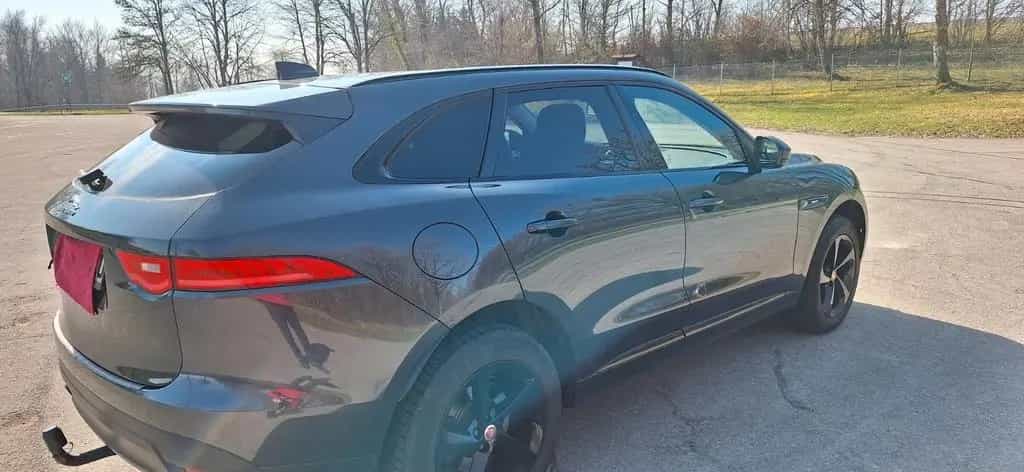 Jaguar F-Pace 20d R-Sport Automatik R-Sport 09/2018-photo-1