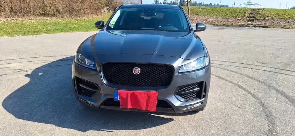 Jaguar F-Pace 20d R-Sport Automatik R-Sport 09/2018-photo-2