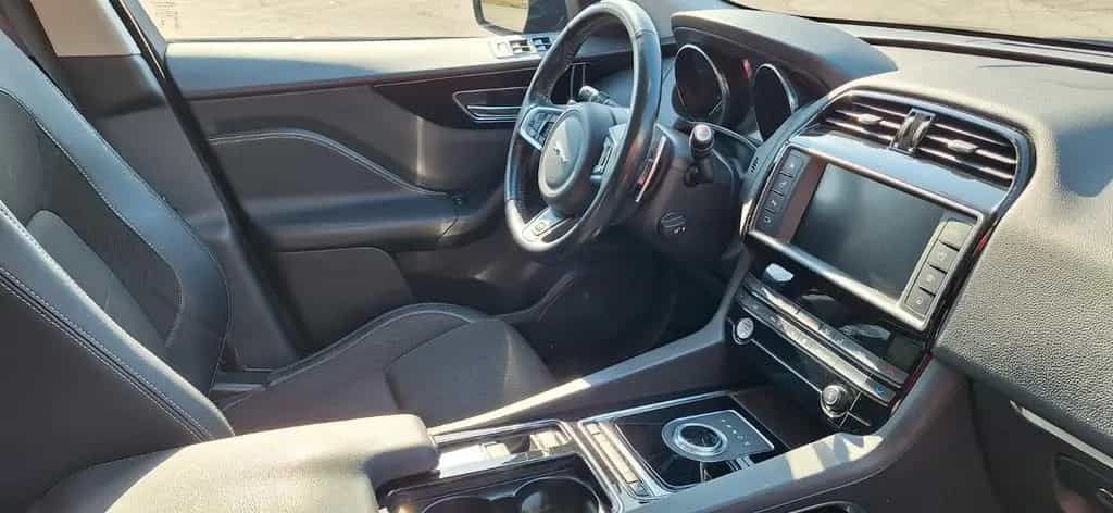 Jaguar F-Pace 20d R-Sport Automatik R-Sport 09/2018-photo-5