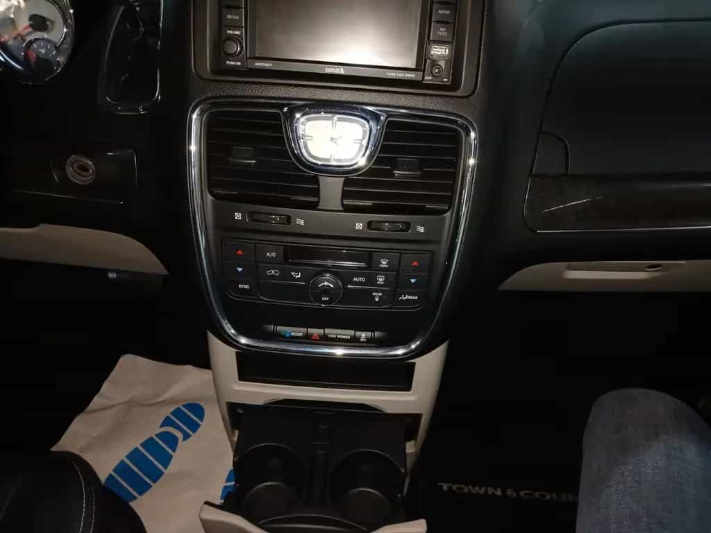 Chrysler Other Town & Country  7 SITZER AUTOM LEDER NAVI KAMERA 07/2016-photo-16