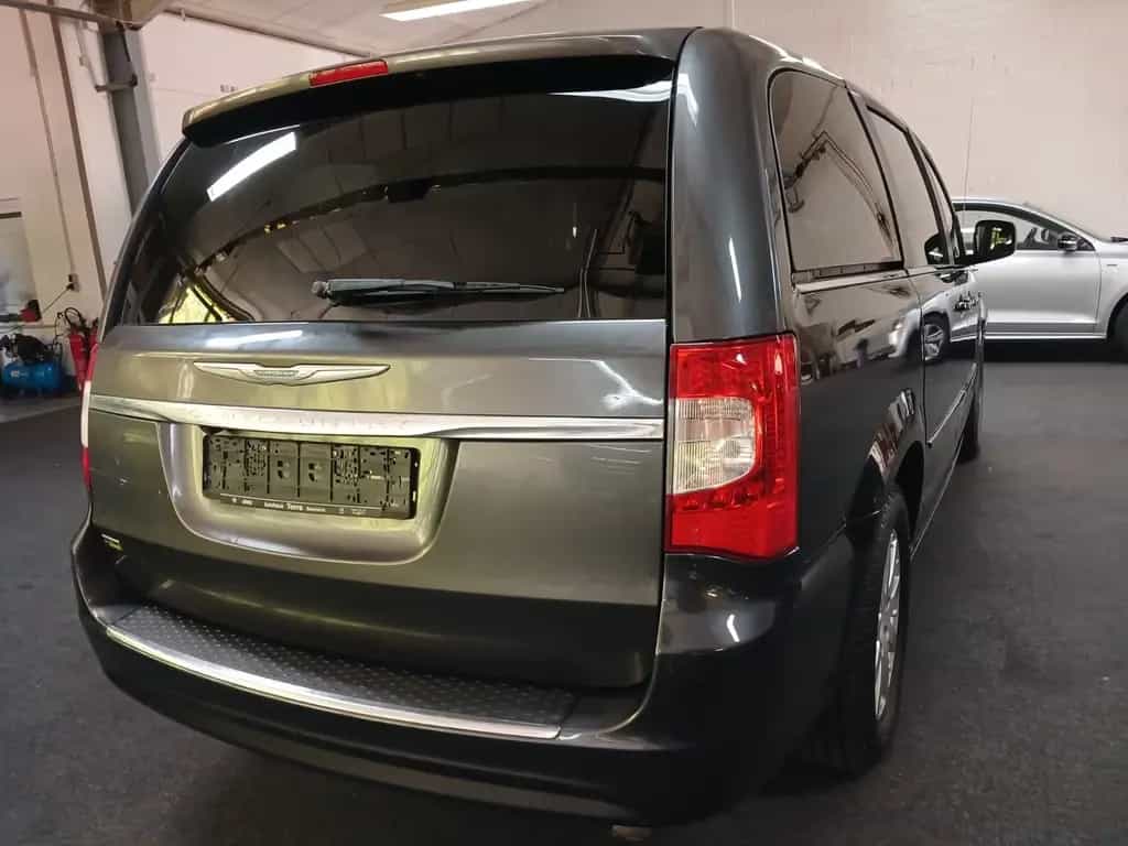 Chrysler Other Town & Country  7 SITZER AUTOM LEDER NAVI KAMERA 07/2016-photo-3