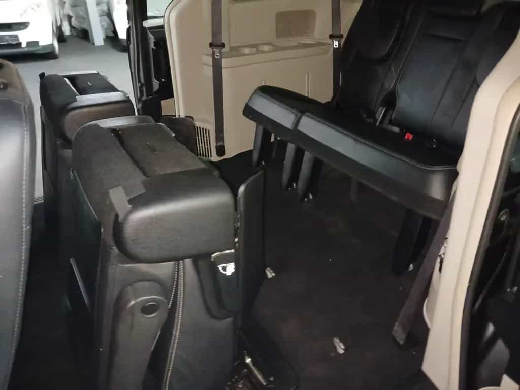 Chrysler Other Town & Country  7 SITZER AUTOM LEDER NAVI KAMERA 07/2016-photo-31