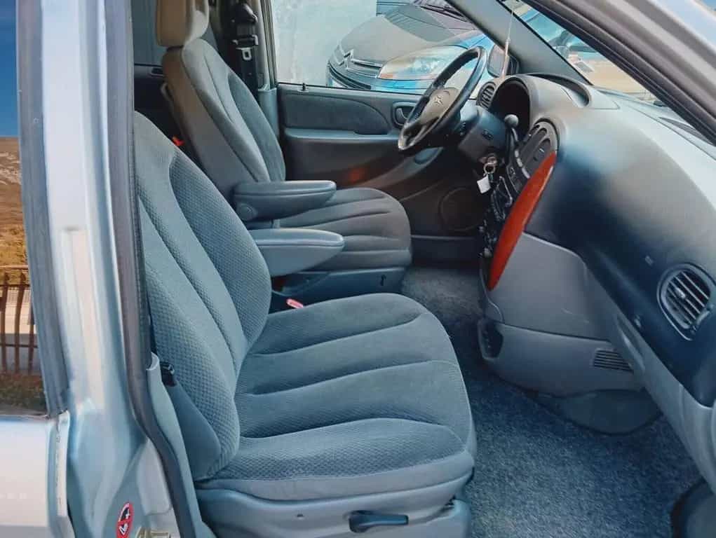 Chrysler Voyager 2.8 CRD cat LX Leather Auto 08/2006-photo-8