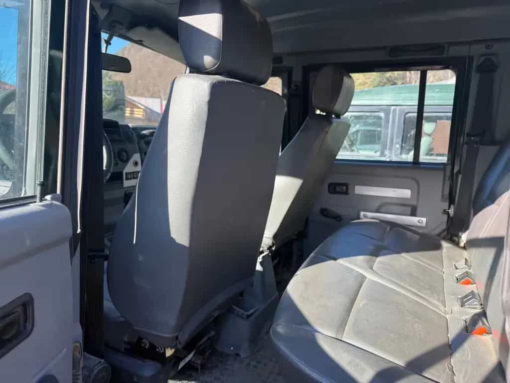 Iveco Massif 08/2010-photo-10