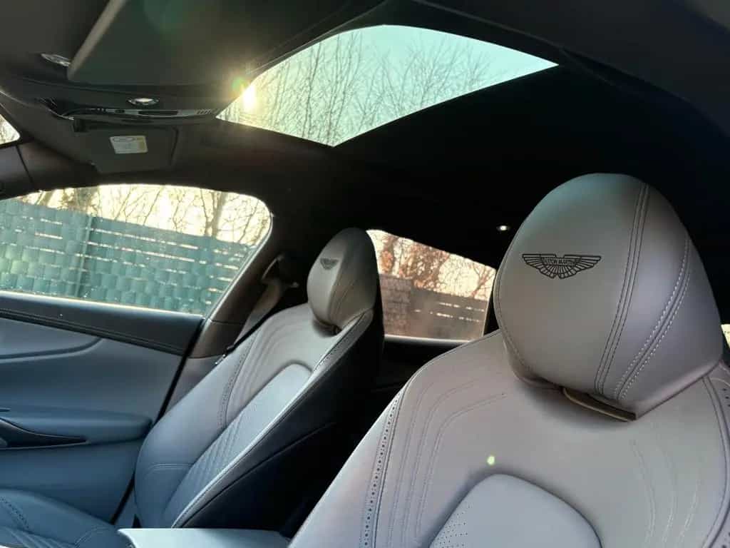 Aston Martin DBX 4.0 V8 - Ocellus Teal 04/2021-photo-3
