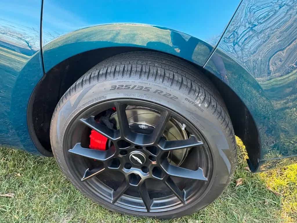 Aston Martin DBX 4.0 V8 - Ocellus Teal 04/2021-photo-5