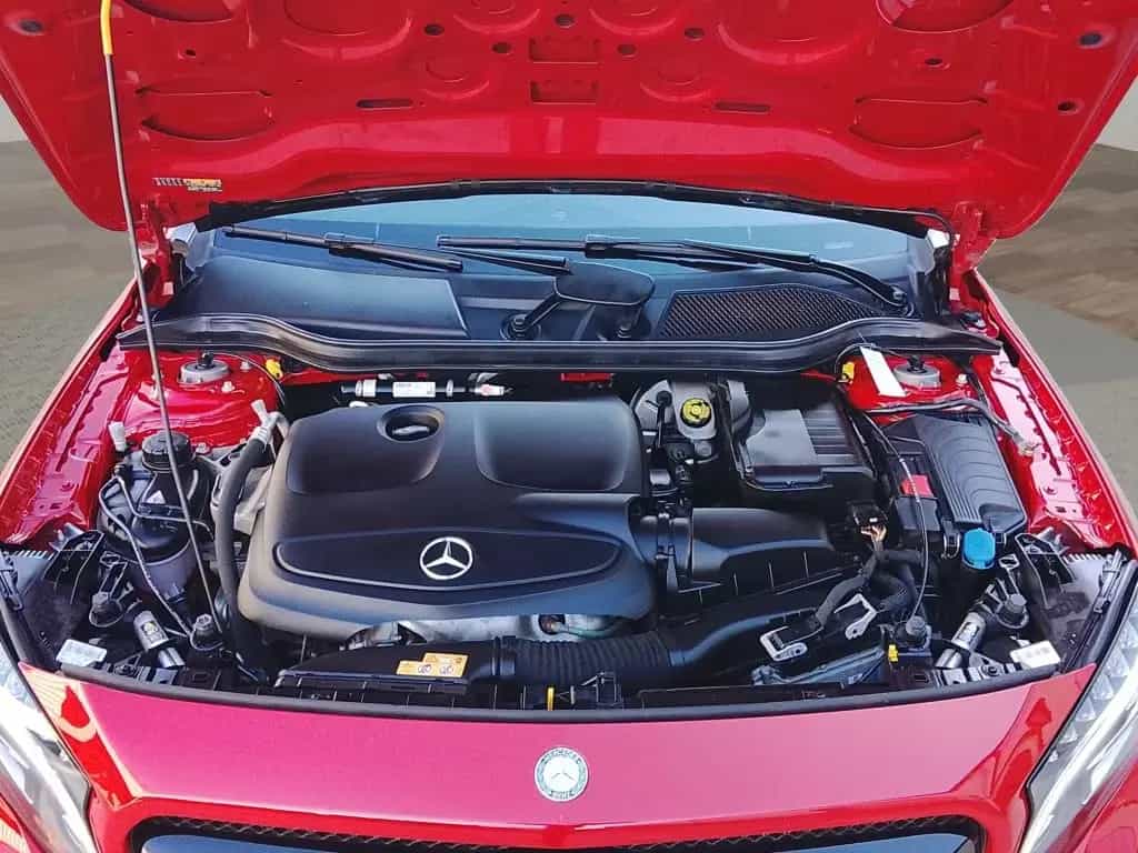 Mercedes-Benz GLA 200 7G-DCT AMG Line 05/2017-photo-28