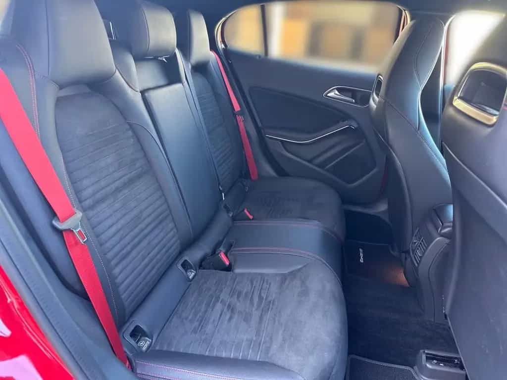 Mercedes-Benz GLA 200 7G-DCT AMG Line 05/2017-photo-9