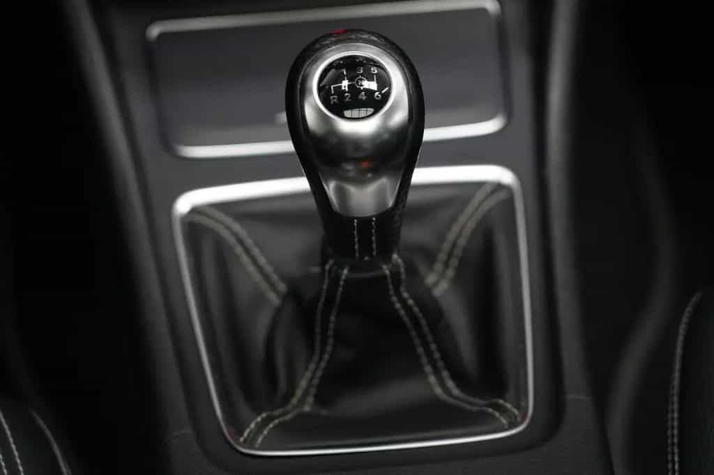 Mercedes-Benz GLA 200 AMG LED PANO PDC AHK NAVI Keyless 10/2018-photo-33