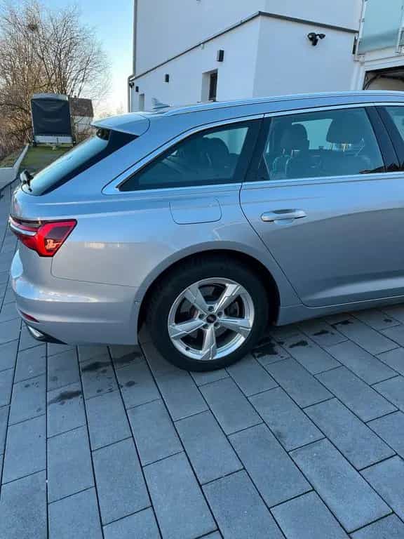Audi A6 Avant 45 TFSI PANO ACC MEMORY KEYL... 02/2022-photo-3