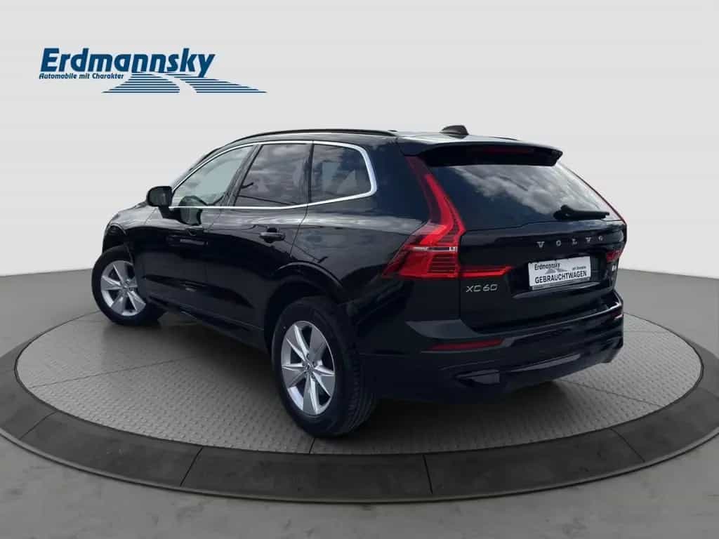 Volvo XC60 B4 Core/Leder/Navi/LED/Kam/el.HKL/hzb.LK 01/2023-photo-1