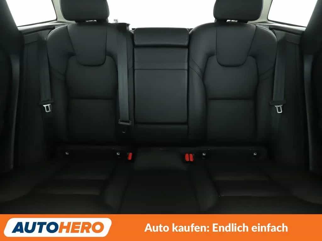 Volvo 2.0 B4 Diesel Inscription AWD Aut.*NAV*TEMP*PDC* 09/2020-photo-15