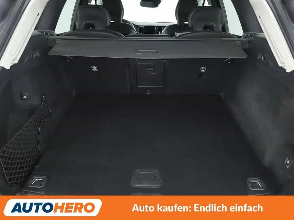 Volvo 2.0 B4 Diesel Inscription AWD Aut.*NAV*TEMP*PDC* 09/2020-photo-17