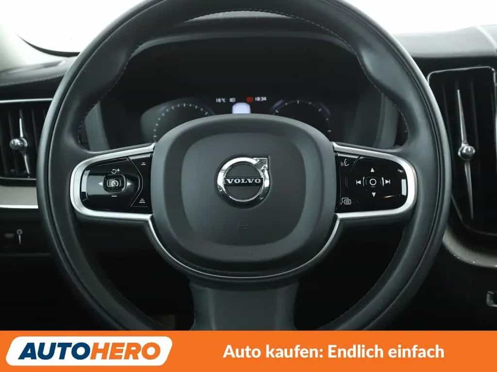 Volvo 2.0 B4 Diesel Inscription AWD Aut.*NAV*TEMP*PDC* 09/2020-photo-18