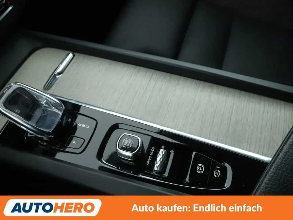 Volvo 2.0 B4 Diesel Inscription AWD Aut.*NAV*TEMP*PDC* 09/2020-photo-23