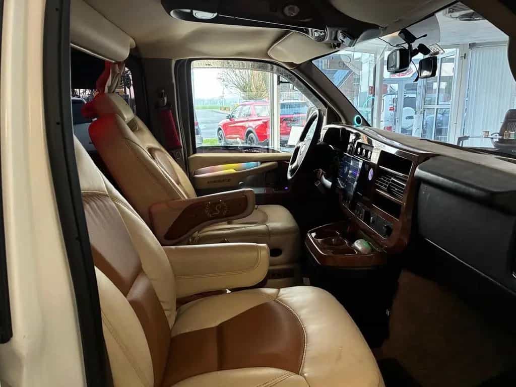 GMC Savana 5,3l V8, Solar- Standheizung, 02/2015-photo-17
