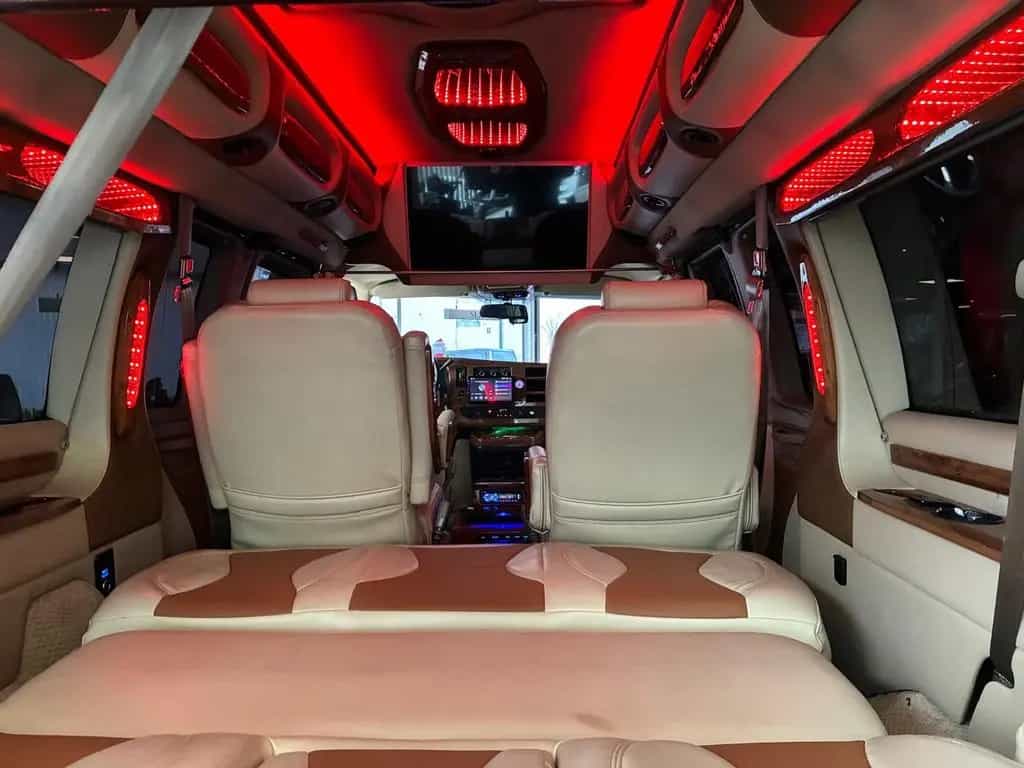 GMC Savana 5,3l V8, Solar- Standheizung, 02/2015-photo-6