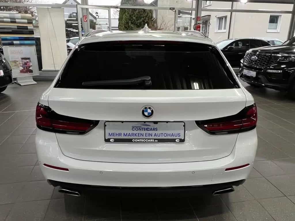 BMW 5 Series 520 d Touring AMB+AHK+DAP+HuD+Pano+HaKa+SH+MEM 02/2023-photo-10