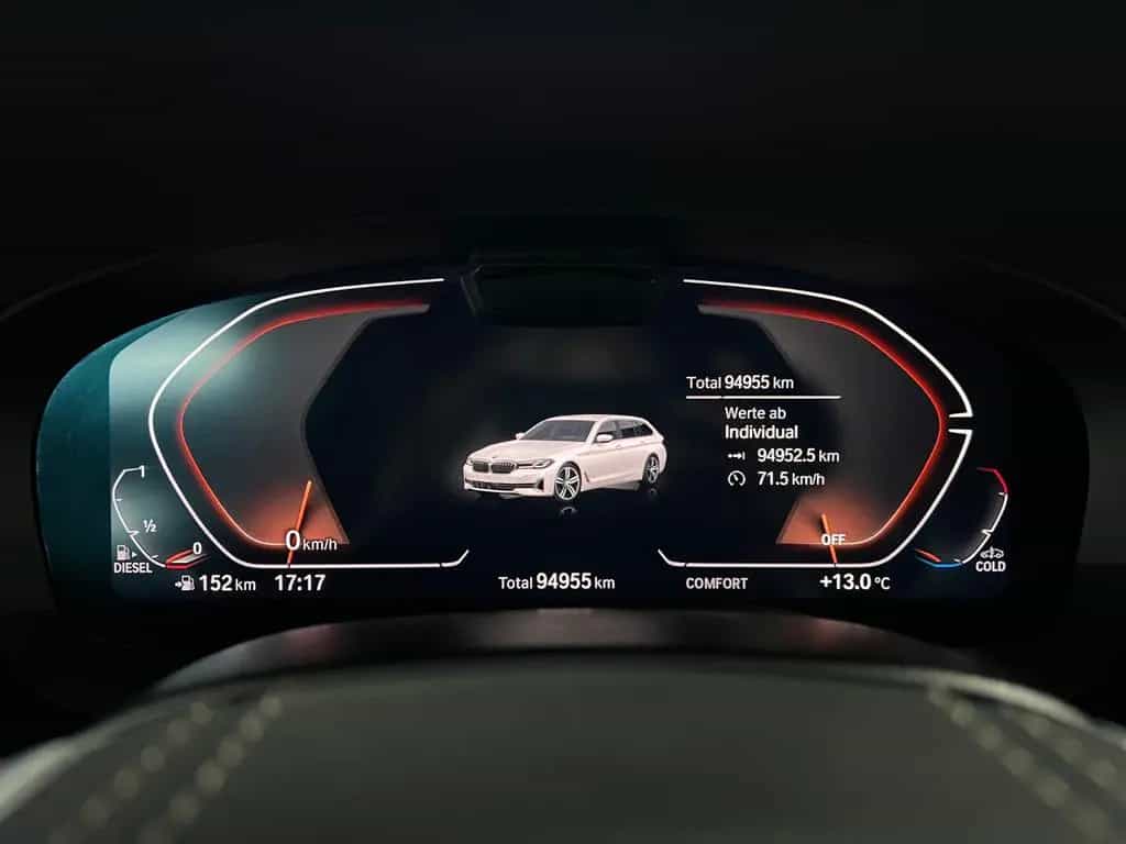 BMW 5 Series 520 d Touring AMB+AHK+DAP+HuD+Pano+HaKa+SH+MEM 02/2023-photo-32