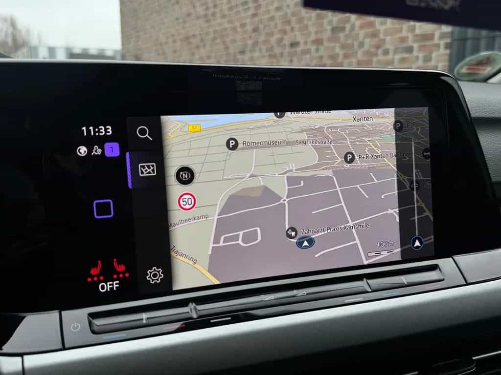 Volkswagen Golf VIII Variant Life eTSI DSG|LED|NAVI|SHZ|AHK 06/2021-photo-14