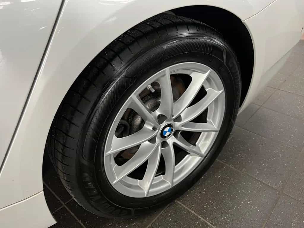 BMW 5 Series 520d Touring xDrive 4Z+ASSIST+Park+Standheizung 09/2023-photo-30