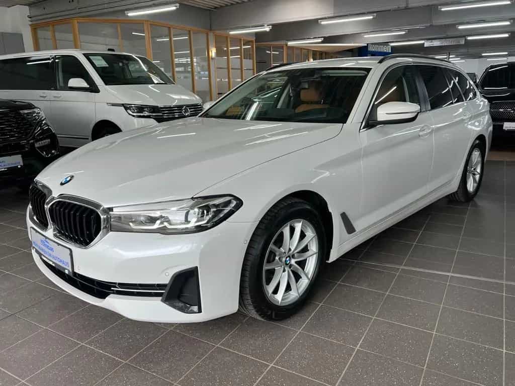 BMW 5 Series 520d Touring xDrive 4Z+ASSIST+Park+Standheizung 09/2023-photo-4