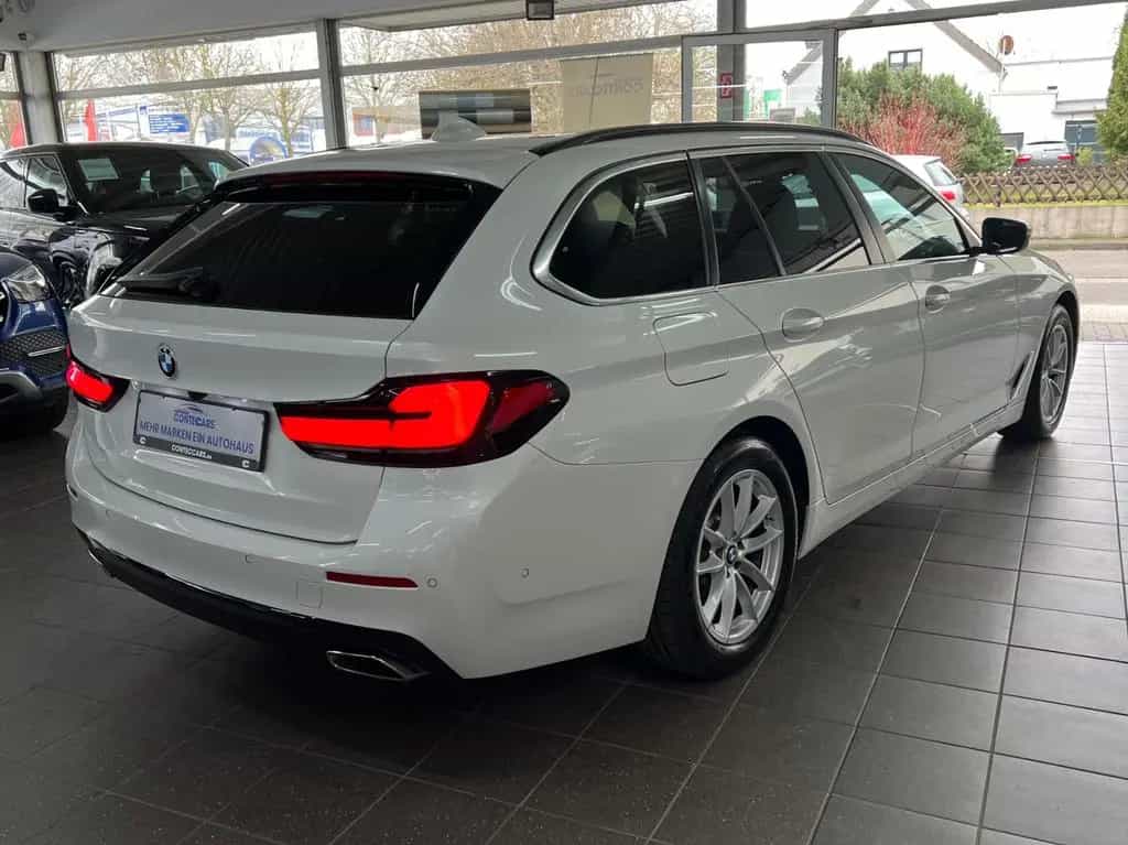 BMW 5 Series 520d Touring xDrive 4Z+ASSIST+Park+Standheizung 09/2023-photo-9