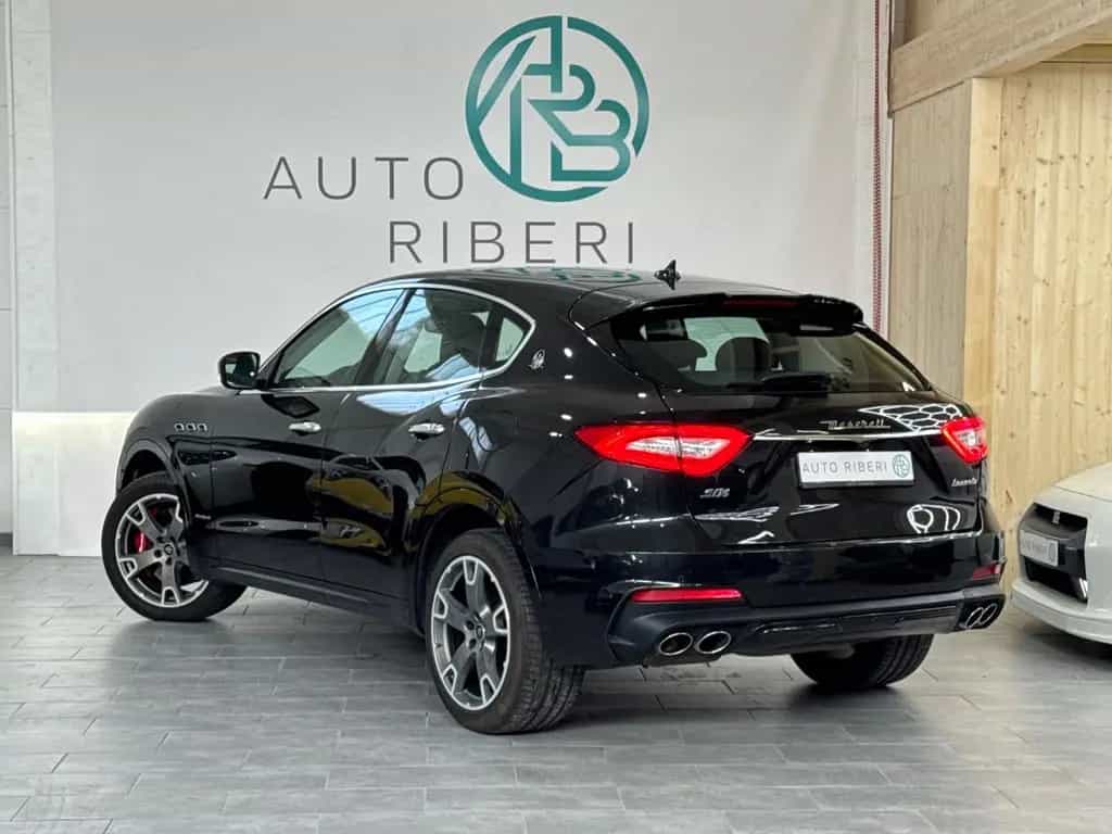 Maserati Levante GranSport S Q4 08/2020-photo-5