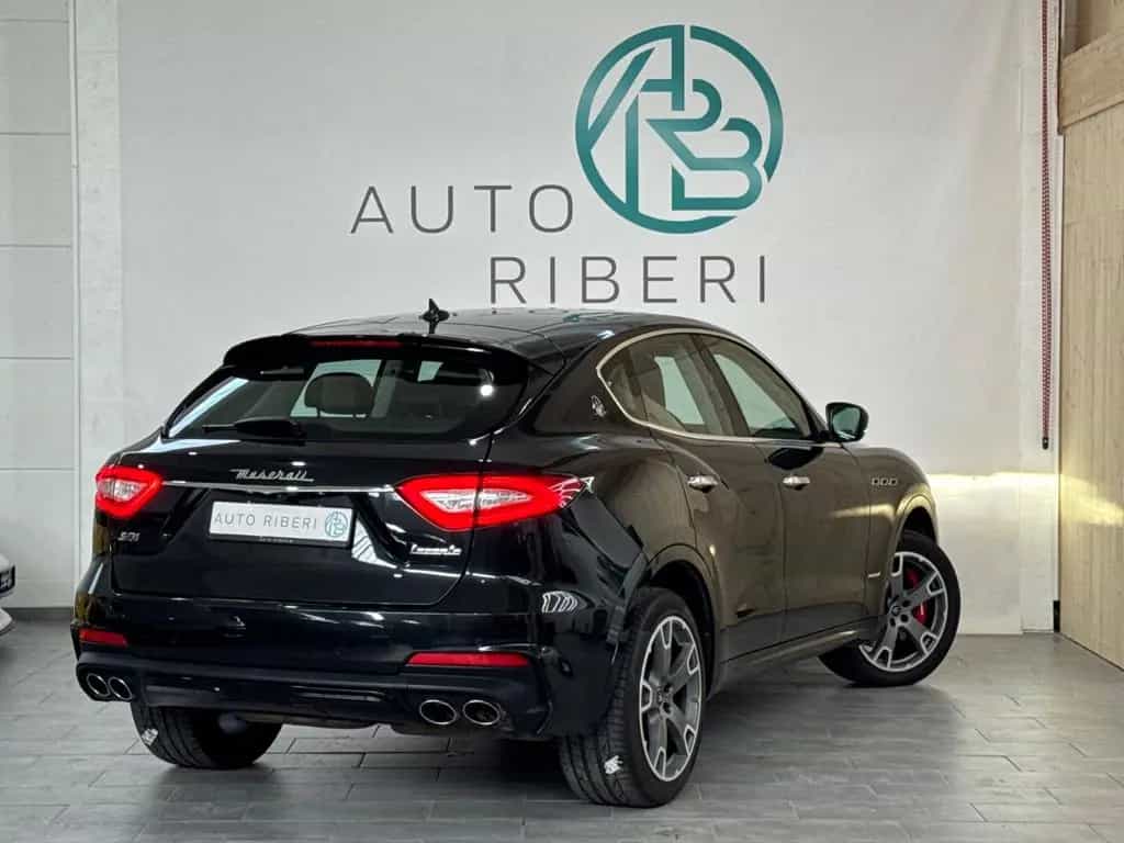 Maserati Levante GranSport S Q4 08/2020-photo-8