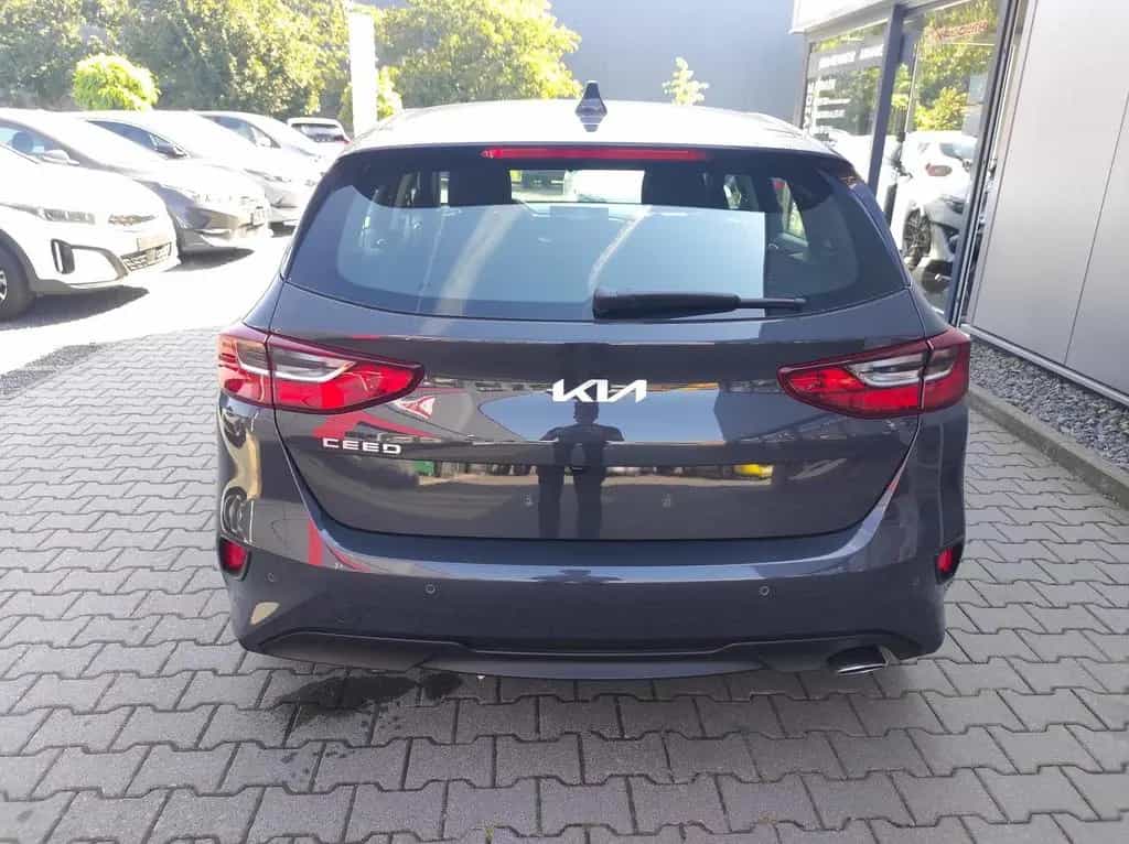 Kia Ceed 1.5 Spin *Shzg*Lhzg*PDC*Cam*16Zoll*Navi 09/2025-photo-4
