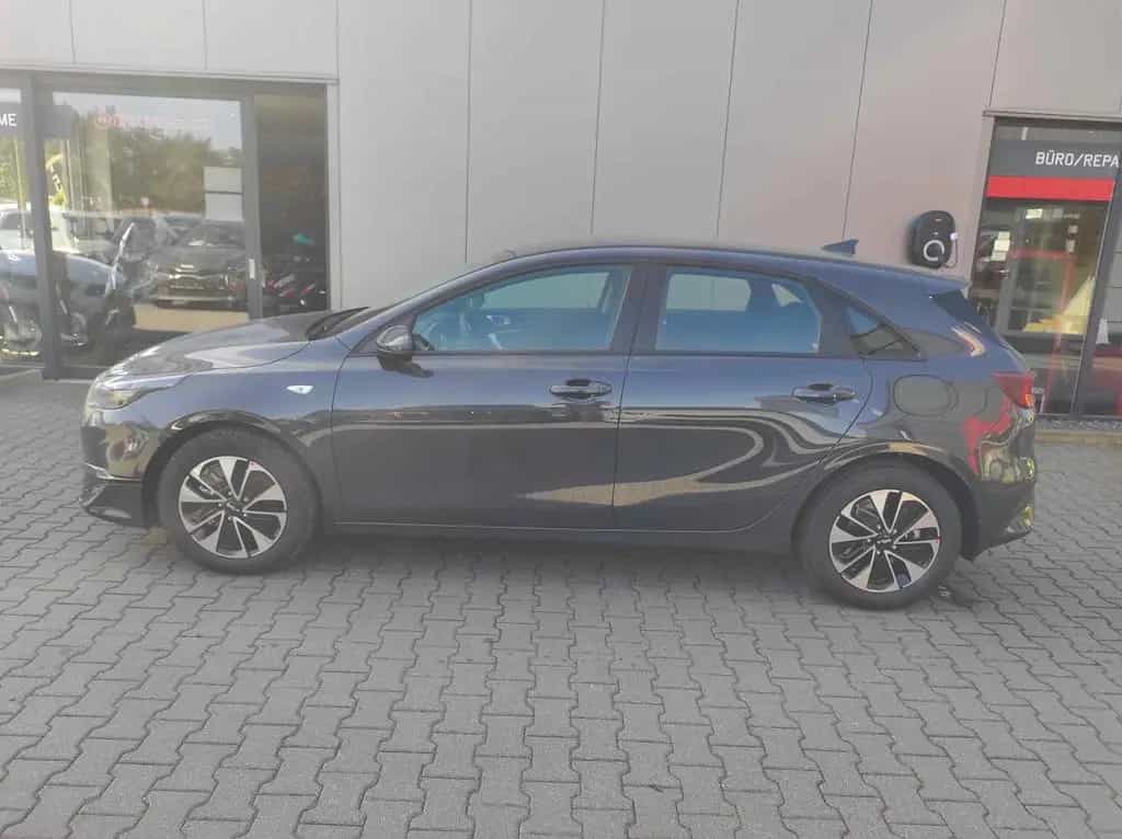 Kia Ceed 1.5 Spin *Shzg*Lhzg*PDC*Cam*16Zoll*Navi 09/2025-photo-6