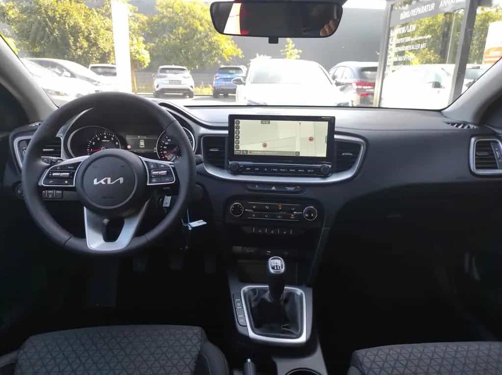 Kia Ceed 1.5 Spin *Shzg*Lhzg*PDC*Cam*16Zoll*Navi 09/2025-photo-7