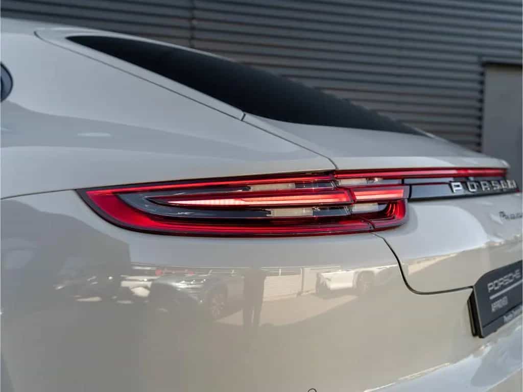 Porsche Panamera 4 21'' Luftfederung Sportabgasanlage 04/2018-photo-15