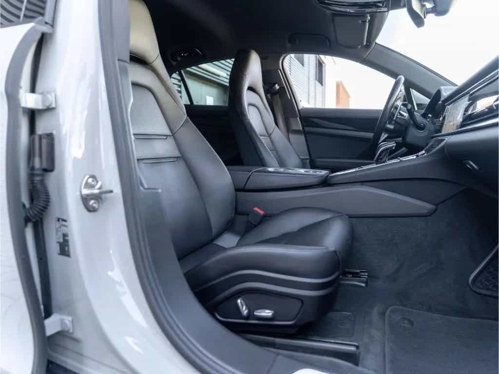Porsche Panamera 4 21'' Luftfederung Sportabgasanlage 04/2018-photo-40