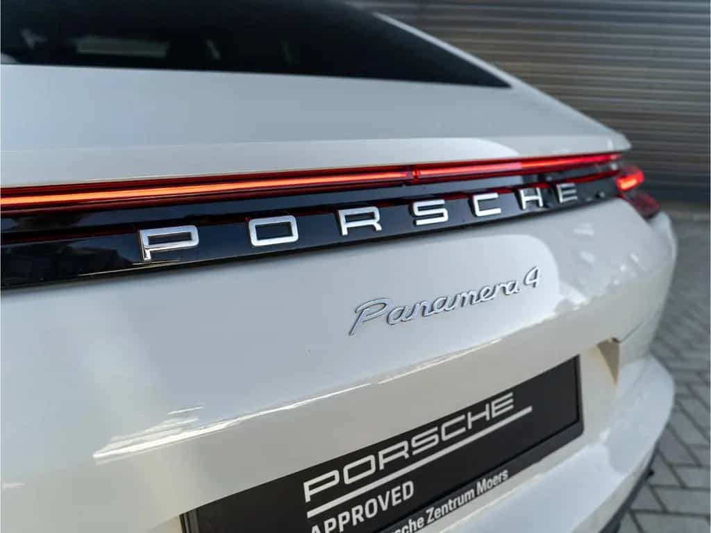 Porsche Panamera 4 21'' Luftfederung Sportabgasanlage 04/2018-photo-44
