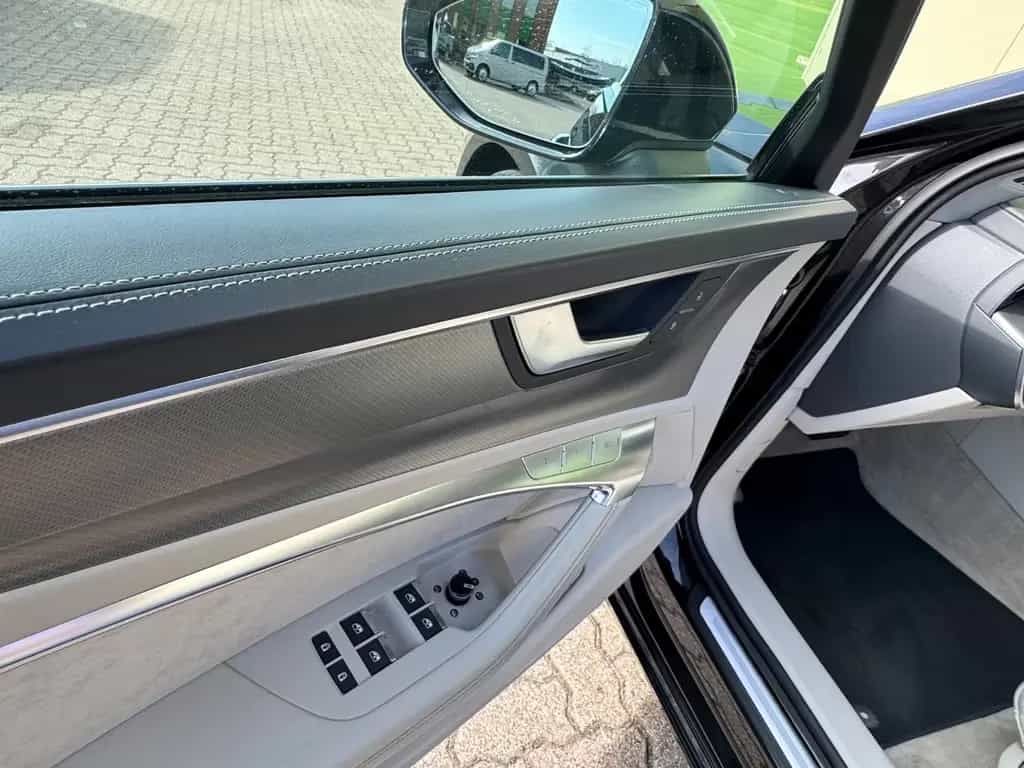 Audi A6 Avant 50 TDI quattro/AHK/Standheizung/Massage 06/2020-photo-13