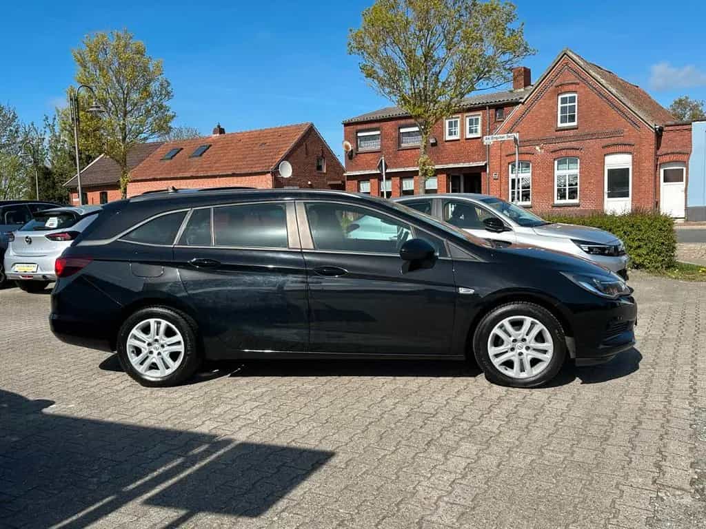 Opel Astra K ST 1.6D Klima/PDC/Ergo-Sitz/Tempomat 03/2019-photo-1