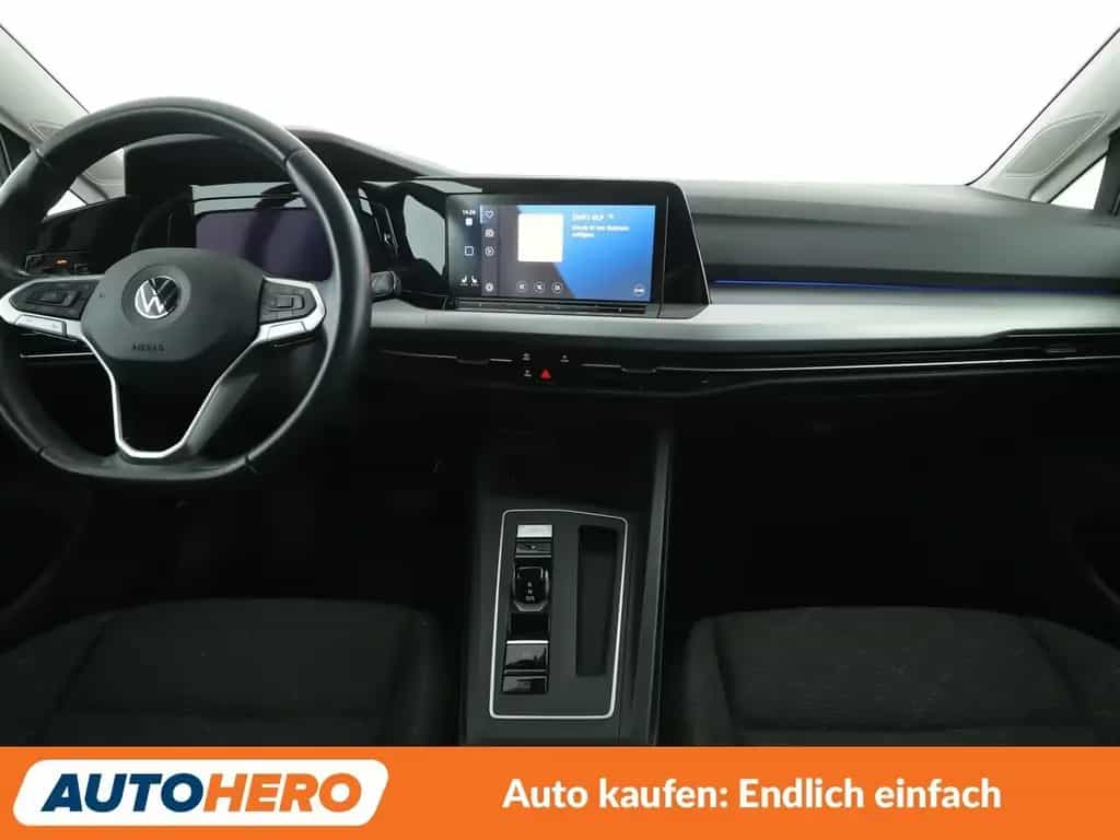 Volkswagen Golf VIII 1.0 eTSI Life Aut.*NAV*ACC*PDC*SHZ*BT* 07/2021-photo-11