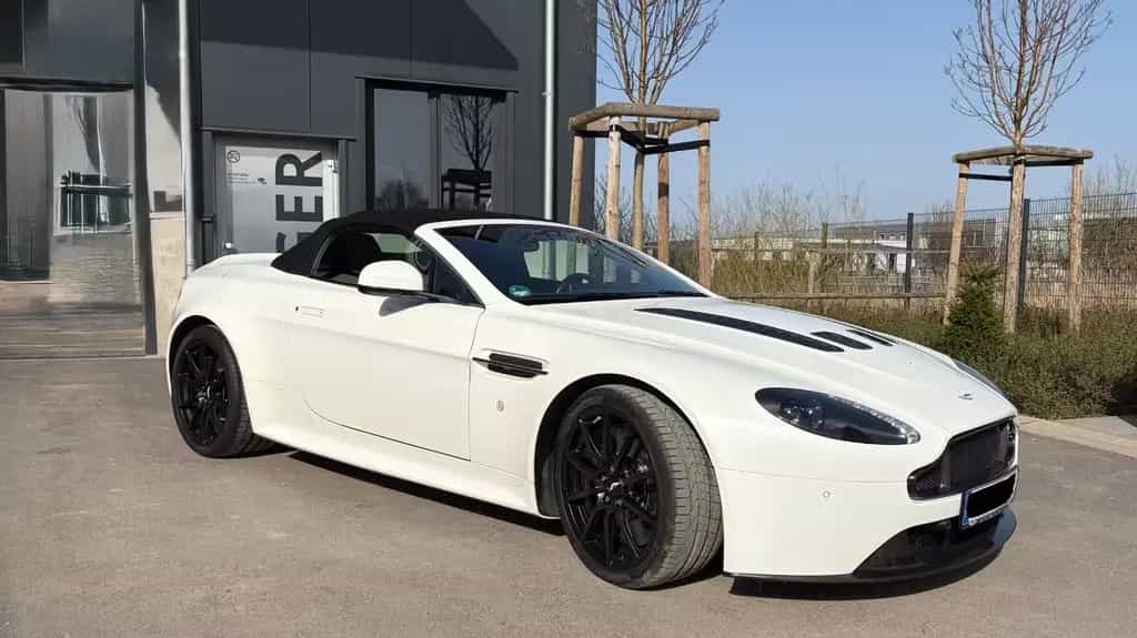 Aston Martin V12 Vantage 6.0 S S 08/2015-photo-0