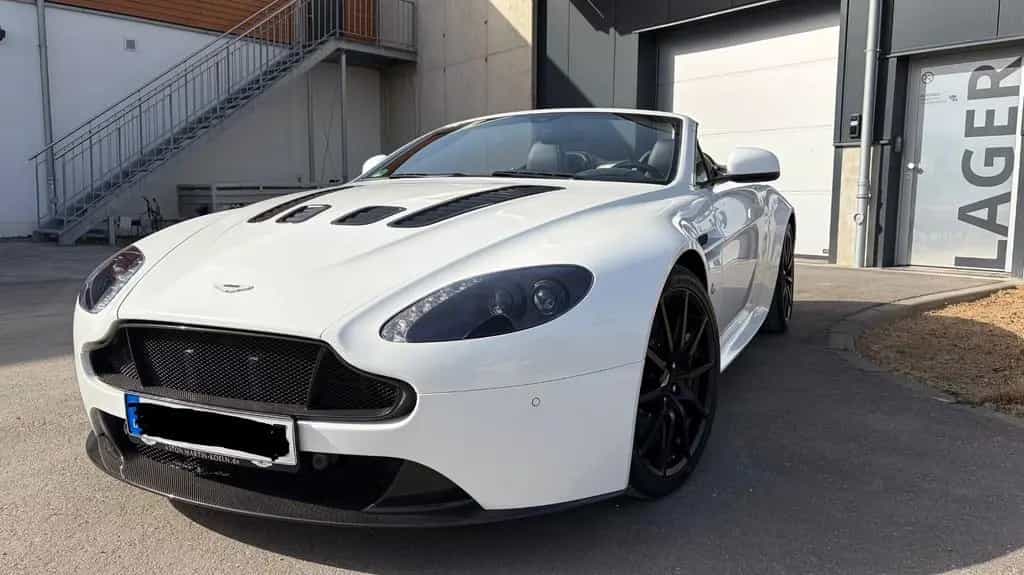 Aston Martin V12 Vantage 6.0 S S 08/2015-photo-4