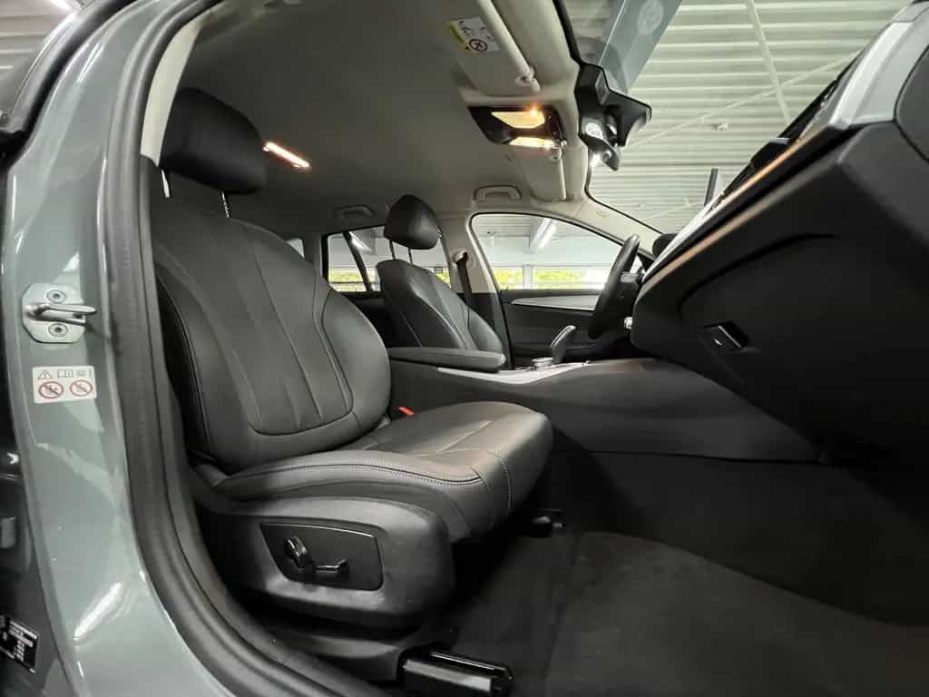 BMW 5 Series 520d Touring xD AHK+SH+Park+Driving Assist+KAM. 03/2023-photo-17