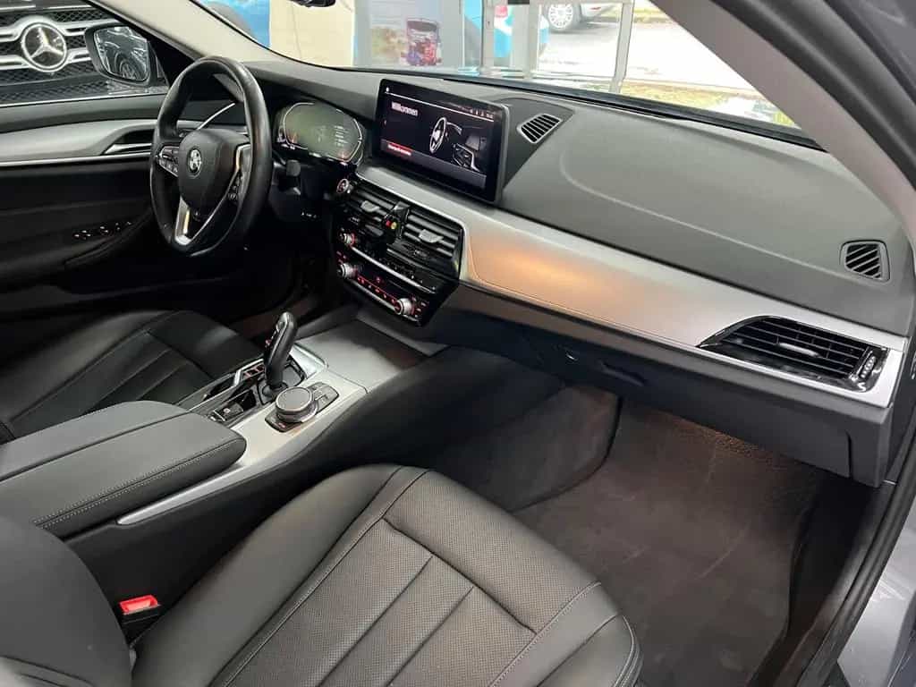 BMW 5 Series 520d Touring xD AHK+SH+Park+Driving Assist+KAM. 03/2023-photo-18