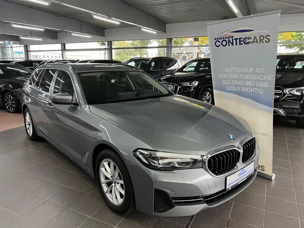 BMW 5 Series 520d Touring xD AHK+SH+Park+Driving Assist+KAM. 03/2023-photo-2